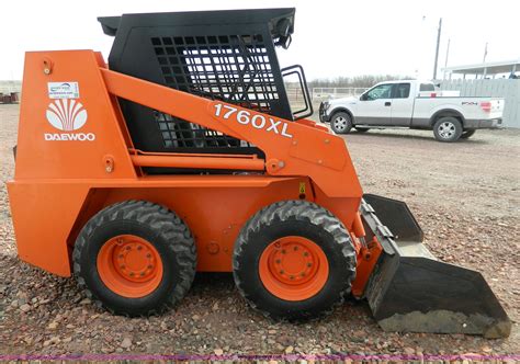 daewoo skid steer weight|daewoo skid steer for sale.